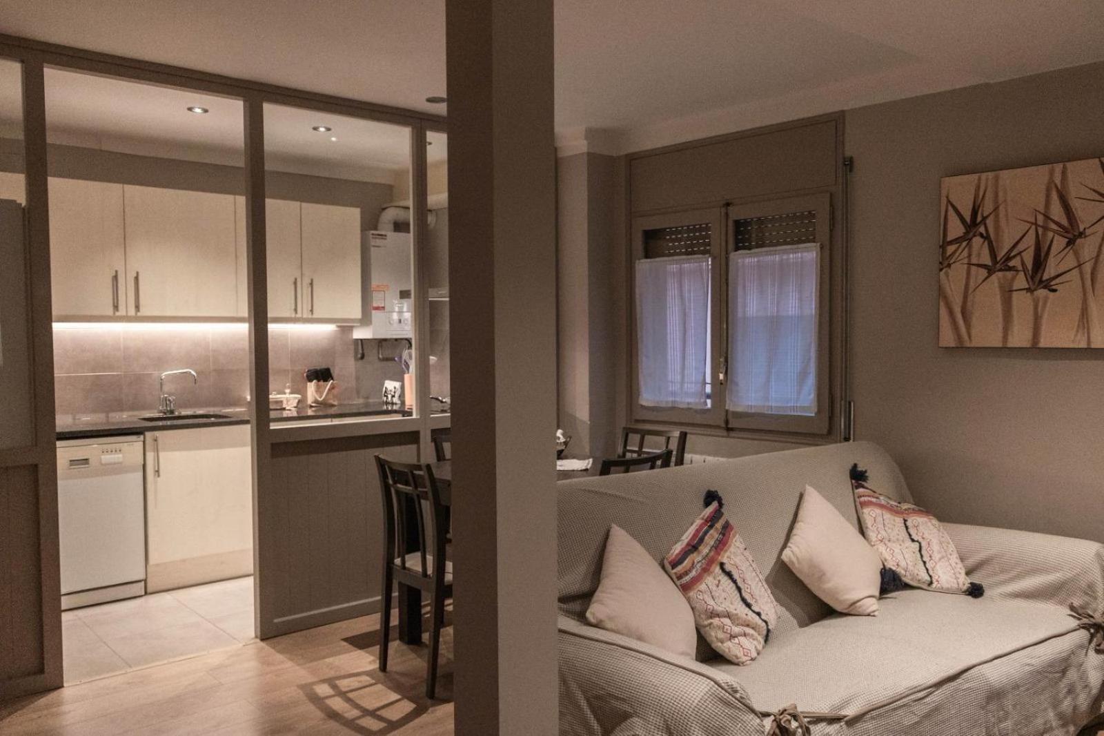 Apartamento Acogedor Y Centrico Puigcerdà Exterior foto